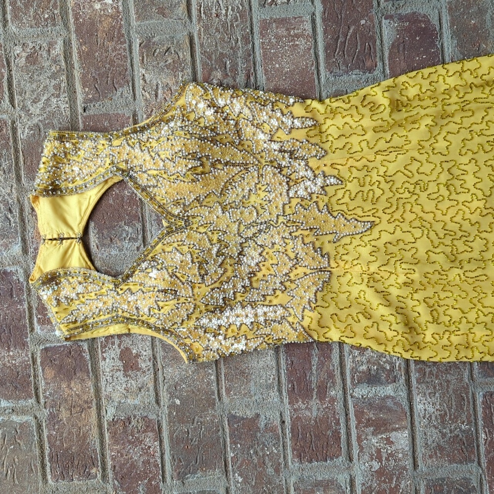 Vintage 1980s Alyce Designs Yellow All Over Glass Beaded Formal Dress - Picture 2 of 8